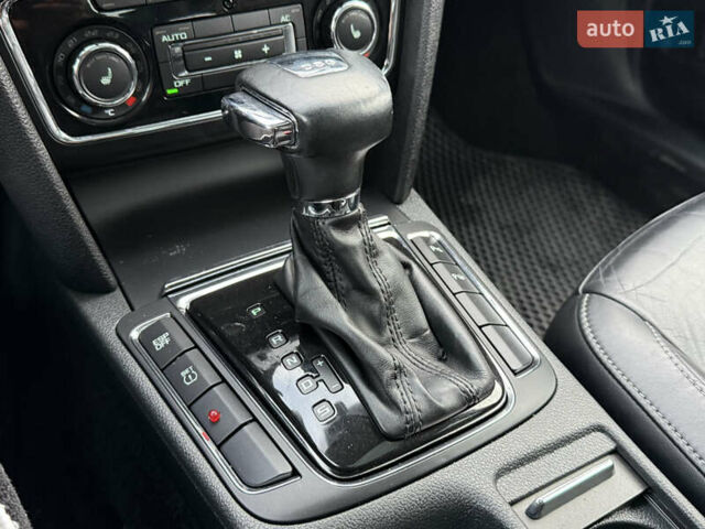 Коричневый Шкода Суперб, объемом двигателя 1.8 л и пробегом 186 тыс. км за 7999 $, фото 48 на Automoto.ua