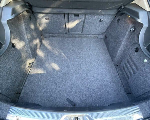 Коричневый Шкода Суперб, объемом двигателя 1.97 л и пробегом 337 тыс. км за 8600 $, фото 15 на Automoto.ua