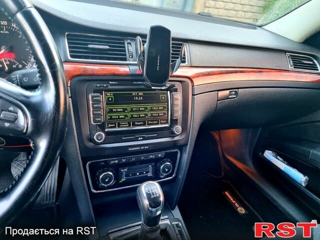 Коричневий Шкода Суперб, об'ємом двигуна 2 л та пробігом 265 тис. км за 8000 $, фото 7 на Automoto.ua