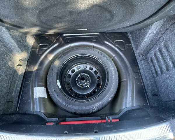 Коричневый Шкода Суперб, объемом двигателя 1.97 л и пробегом 337 тыс. км за 8600 $, фото 14 на Automoto.ua