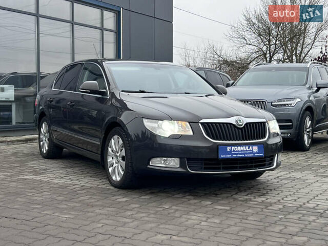 Коричневый Шкода Суперб, объемом двигателя 1.8 л и пробегом 292 тыс. км за 7990 $, фото 3 на Automoto.ua