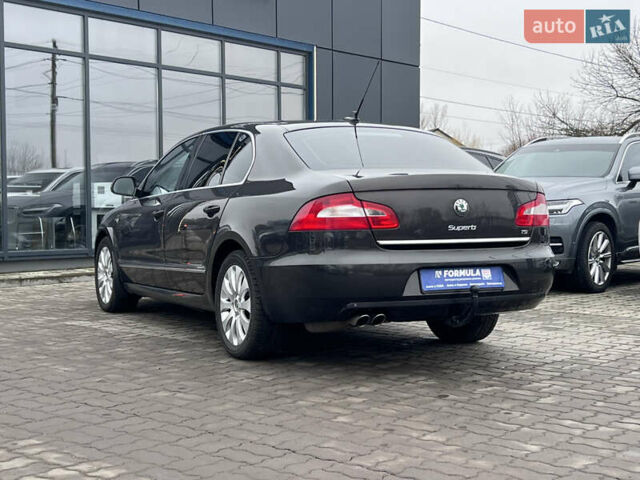 Коричневый Шкода Суперб, объемом двигателя 1.8 л и пробегом 292 тыс. км за 7990 $, фото 38 на Automoto.ua