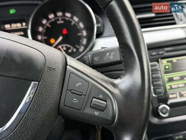 Коричневый Шкода Суперб, объемом двигателя 1.8 л и пробегом 186 тыс. км за 7999 $, фото 49 на Automoto.ua