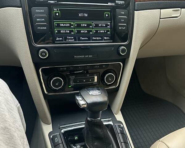 Шкода Суперб 2011 у Вінниці на Automoto.ua Коричневий Шкода Суперб, об'ємом двигуна 2 л та пробігом 251 тис. км за 12299 $, фото 12 на Automoto.ua