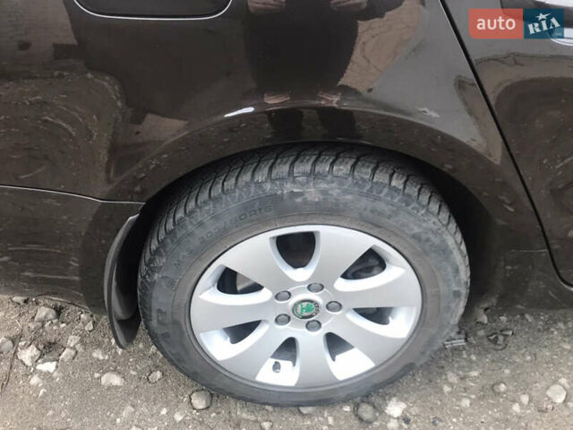Коричневий Шкода Суперб, об'ємом двигуна 1.8 л та пробігом 166 тис. км за 11000 $, фото 30 на Automoto.ua