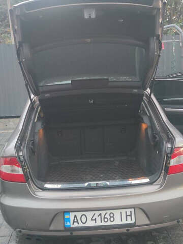 Шкода Суперб 2012 у Ужгороді на Automoto.ua Коричневий Шкода Суперб, об'ємом двигуна 1.6 л та пробігом 303 тис. км за 8900 $, фото 2 на Automoto.ua