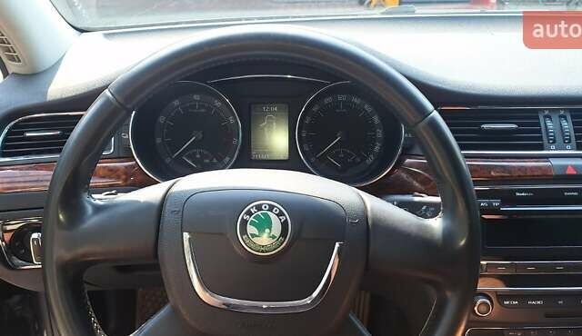 Коричневый Шкода Суперб, объемом двигателя 1.8 л и пробегом 212 тыс. км за 11800 $, фото 13 на Automoto.ua