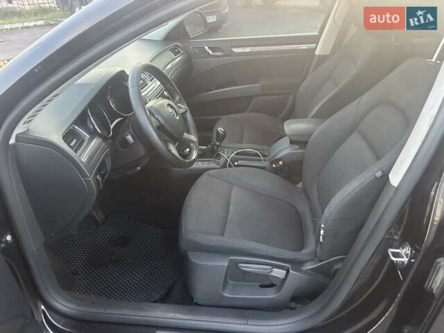 Коричневый Шкода Суперб, объемом двигателя 1.6 л и пробегом 269 тыс. км за 10799 $, фото 10 на Automoto.ua