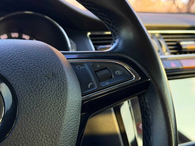 Коричневый Шкода Суперб, объемом двигателя 0 л и пробегом 235 тыс. км за 12600 $, фото 13 на Automoto.ua