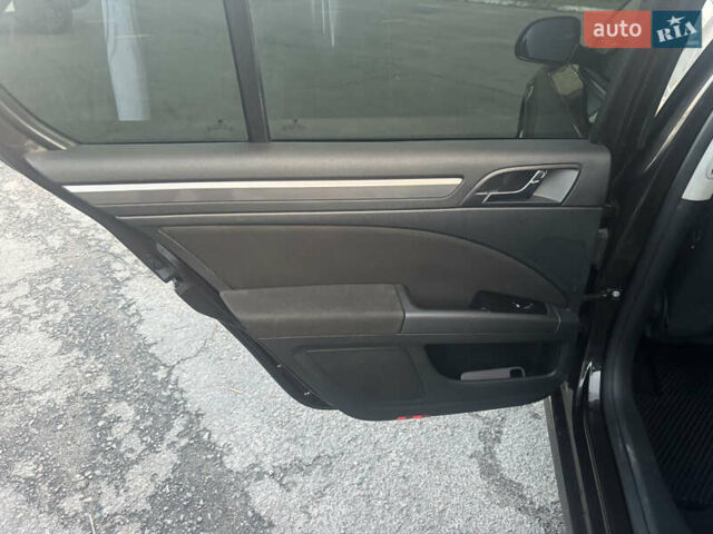 Коричневый Шкода Суперб, объемом двигателя 1.6 л и пробегом 269 тыс. км за 10799 $, фото 12 на Automoto.ua