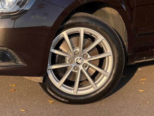 Коричневый Шкода Суперб, объемом двигателя 0 л и пробегом 235 тыс. км за 12600 $, фото 4 на Automoto.ua