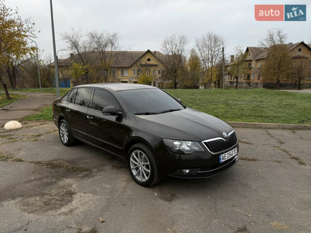 Коричневий Шкода Суперб, об'ємом двигуна 1.8 л та пробігом 235 тис. км за 11700 $, фото 2 на Automoto.ua