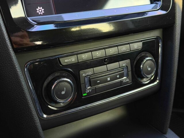 Коричневый Шкода Суперб, объемом двигателя 0 л и пробегом 235 тыс. км за 12600 $, фото 16 на Automoto.ua