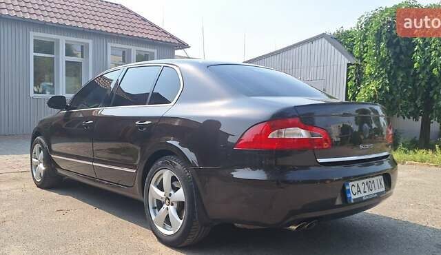 Коричневый Шкода Суперб, объемом двигателя 1.8 л и пробегом 212 тыс. км за 11800 $, фото 6 на Automoto.ua