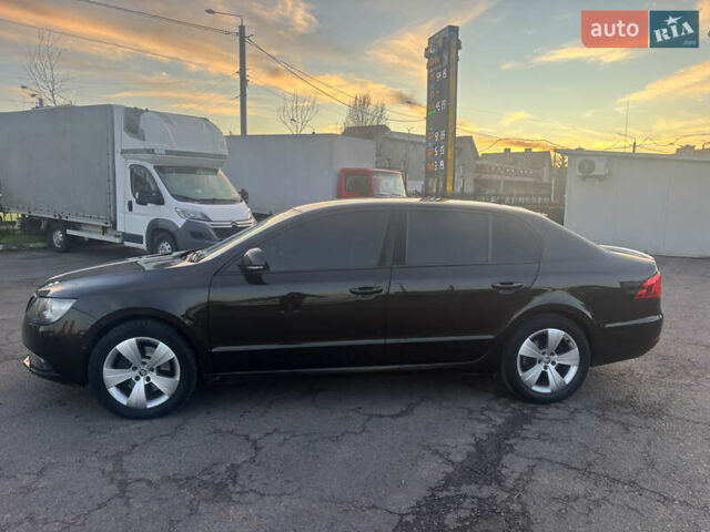 Коричневый Шкода Суперб, объемом двигателя 1.6 л и пробегом 269 тыс. км за 10799 $, фото 7 на Automoto.ua