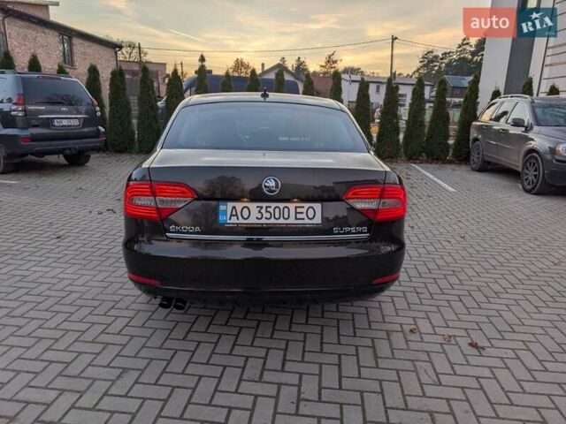 Коричневый Шкода Суперб, объемом двигателя 2 л и пробегом 241 тыс. км за 13300 $, фото 5 на Automoto.ua