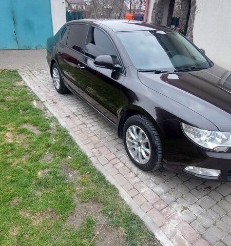 Коричневий Шкода Суперб, об'ємом двигуна 1.6 л та пробігом 320 тис. км за 9100 $, фото 1 на Automoto.ua