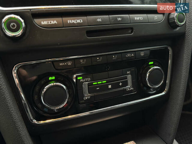 Коричневий Шкода Суперб, об'ємом двигуна 1.8 л та пробігом 227 тис. км за 10300 $, фото 16 на Automoto.ua