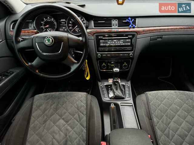 Коричневий Шкода Суперб, об'ємом двигуна 1.8 л та пробігом 227 тис. км за 10300 $, фото 14 на Automoto.ua