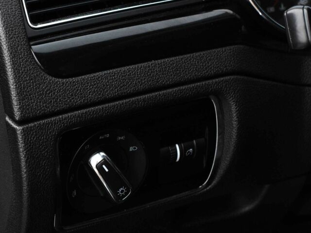 Коричневый Шкода Суперб, объемом двигателя 1.8 л и пробегом 219 тыс. км за 12500 $, фото 10 на Automoto.ua