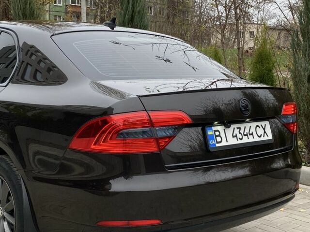 Коричневый Шкода Суперб, объемом двигателя 1.8 л и пробегом 200 тыс. км за 12500 $, фото 3 на Automoto.ua