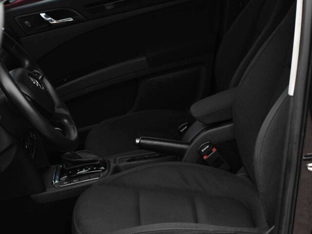 Коричневый Шкода Суперб, объемом двигателя 1.8 л и пробегом 219 тыс. км за 12500 $, фото 7 на Automoto.ua