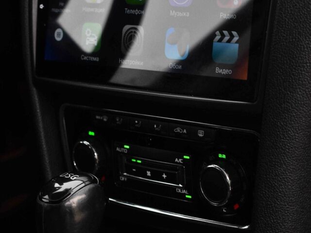 Коричневый Шкода Суперб, объемом двигателя 1.8 л и пробегом 219 тыс. км за 12500 $, фото 13 на Automoto.ua