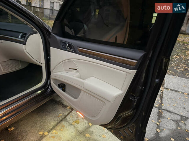 Коричневый Шкода Суперб, объемом двигателя 1.97 л и пробегом 189 тыс. км за 16000 $, фото 8 на Automoto.ua