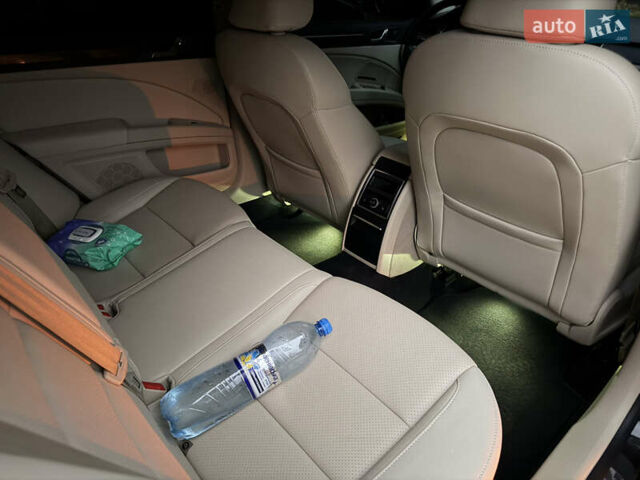 Коричневый Шкода Суперб, объемом двигателя 1.97 л и пробегом 189 тыс. км за 16000 $, фото 6 на Automoto.ua