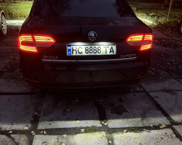 Коричневый Шкода Суперб, объемом двигателя 1.97 л и пробегом 189 тыс. км за 16000 $, фото 26 на Automoto.ua