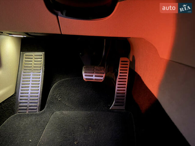 Коричневый Шкода Суперб, объемом двигателя 1.97 л и пробегом 189 тыс. км за 16000 $, фото 32 на Automoto.ua