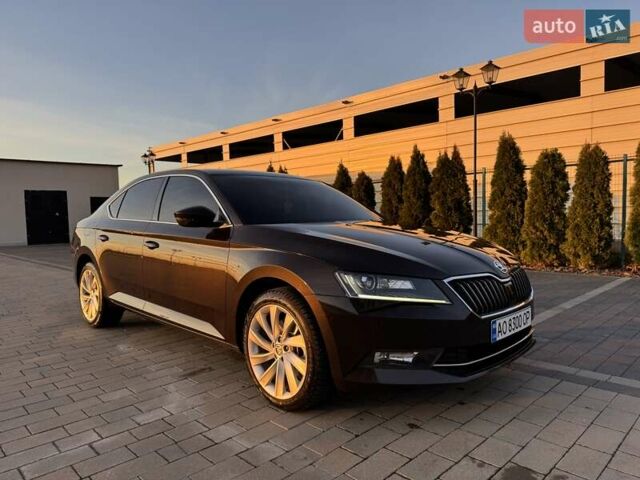 Коричневый Шкода Суперб, объемом двигателя 1.97 л и пробегом 245 тыс. км за 17900 $, фото 2 на Automoto.ua