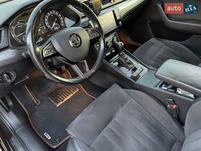 Коричневый Шкода Суперб, объемом двигателя 1.97 л и пробегом 245 тыс. км за 17900 $, фото 16 на Automoto.ua