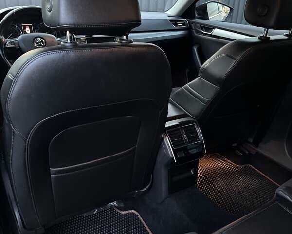 Коричневый Шкода Суперб, объемом двигателя 1.97 л и пробегом 245 тыс. км за 17900 $, фото 23 на Automoto.ua