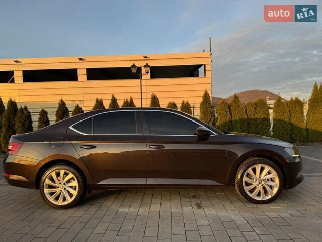 Коричневый Шкода Суперб, объемом двигателя 1.97 л и пробегом 245 тыс. км за 17900 $, фото 5 на Automoto.ua