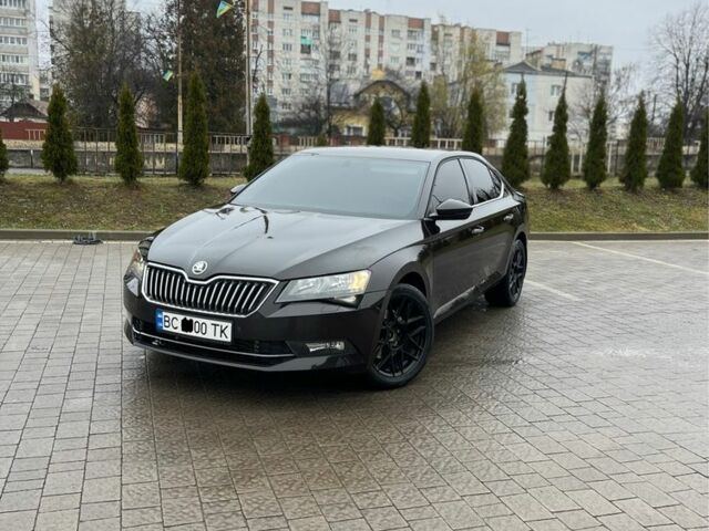 Коричневий Шкода Суперб, об'ємом двигуна 1.8 л та пробігом 160 тис. км за 11800 $, фото 1 на Automoto.ua