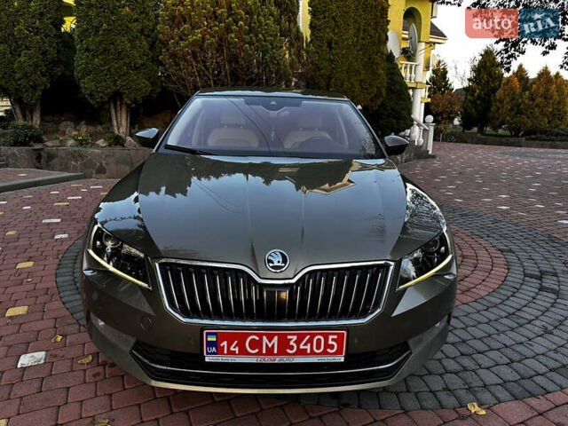 Коричневий Шкода Суперб, об'ємом двигуна 2 л та пробігом 247 тис. км за 18700 $, фото 25 на Automoto.ua