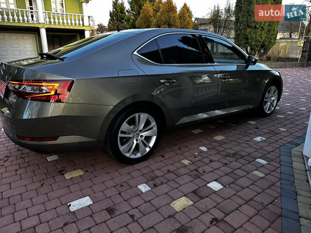 Коричневий Шкода Суперб, об'ємом двигуна 2 л та пробігом 247 тис. км за 18700 $, фото 36 на Automoto.ua