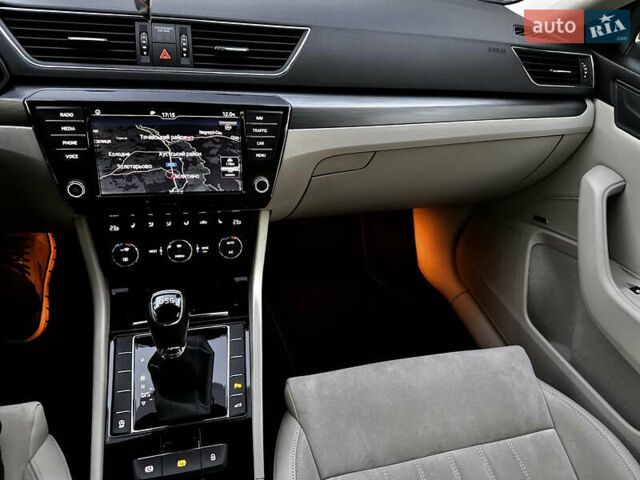 Коричневий Шкода Суперб, об'ємом двигуна 2 л та пробігом 247 тис. км за 18700 $, фото 70 на Automoto.ua