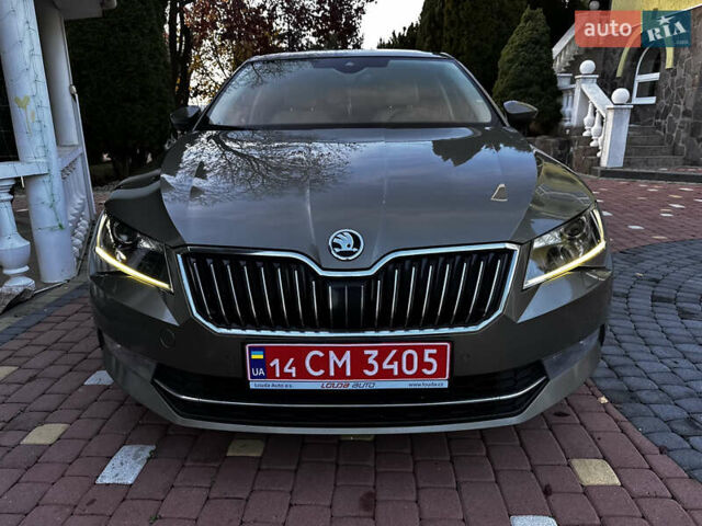 Коричневий Шкода Суперб, об'ємом двигуна 2 л та пробігом 247 тис. км за 18700 $, фото 32 на Automoto.ua