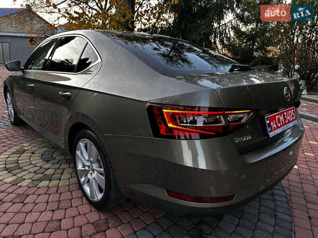 Коричневий Шкода Суперб, об'ємом двигуна 2 л та пробігом 247 тис. км за 18700 $, фото 22 на Automoto.ua