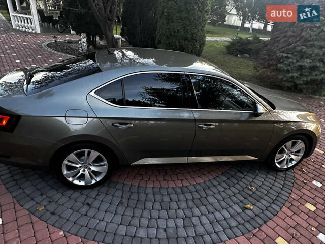 Коричневий Шкода Суперб, об'ємом двигуна 2 л та пробігом 247 тис. км за 18700 $, фото 18 на Automoto.ua