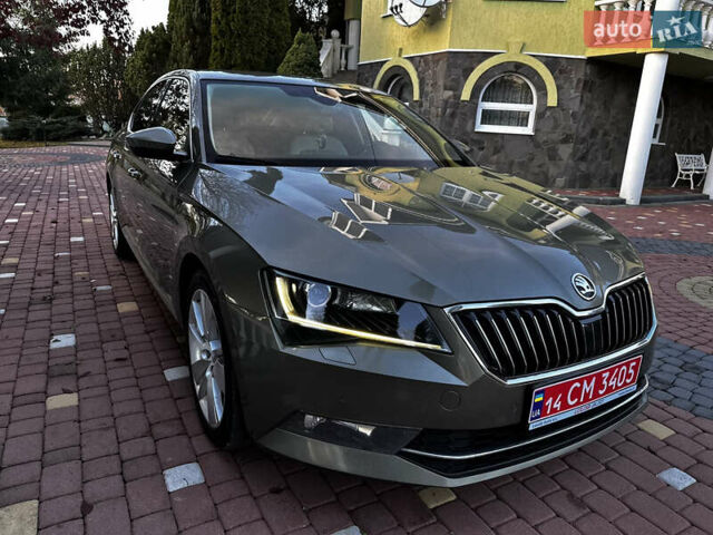 Коричневий Шкода Суперб, об'ємом двигуна 2 л та пробігом 247 тис. км за 18700 $, фото 31 на Automoto.ua