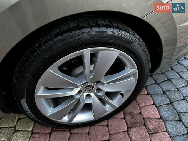 Коричневий Шкода Суперб, об'ємом двигуна 2 л та пробігом 247 тис. км за 18700 $, фото 57 на Automoto.ua