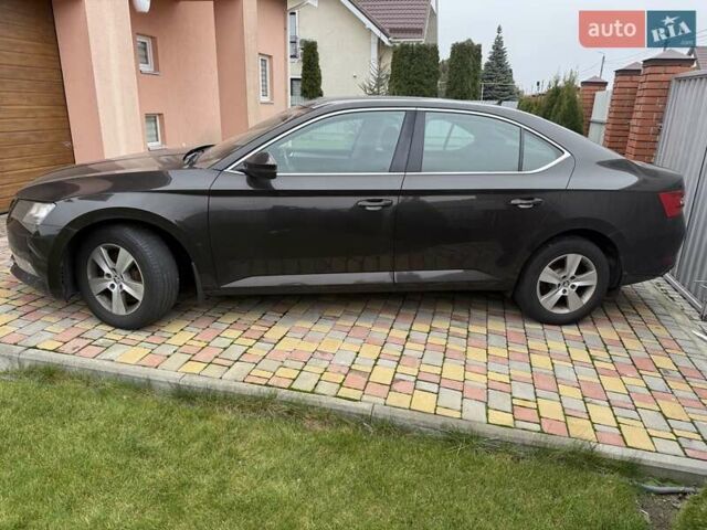 Коричневий Шкода Суперб, об'ємом двигуна 1.8 л та пробігом 116 тис. км за 17000 $, фото 1 на Automoto.ua