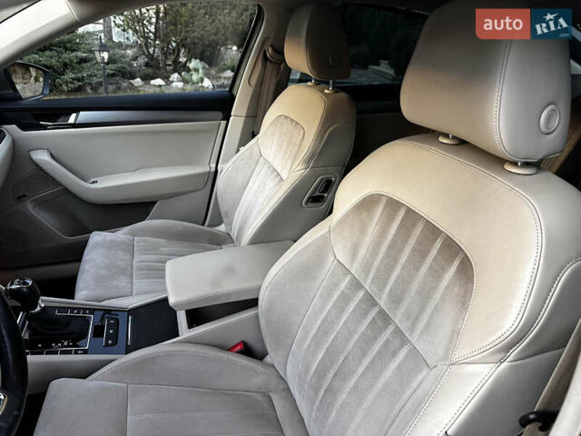 Коричневий Шкода Суперб, об'ємом двигуна 2 л та пробігом 247 тис. км за 18700 $, фото 46 на Automoto.ua