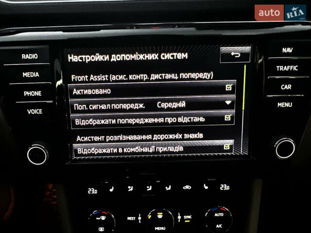 Коричневий Шкода Суперб, об'ємом двигуна 2 л та пробігом 247 тис. км за 18700 $, фото 97 на Automoto.ua