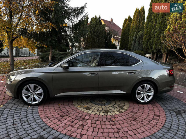 Коричневий Шкода Суперб, об'ємом двигуна 2 л та пробігом 247 тис. км за 18700 $, фото 26 на Automoto.ua