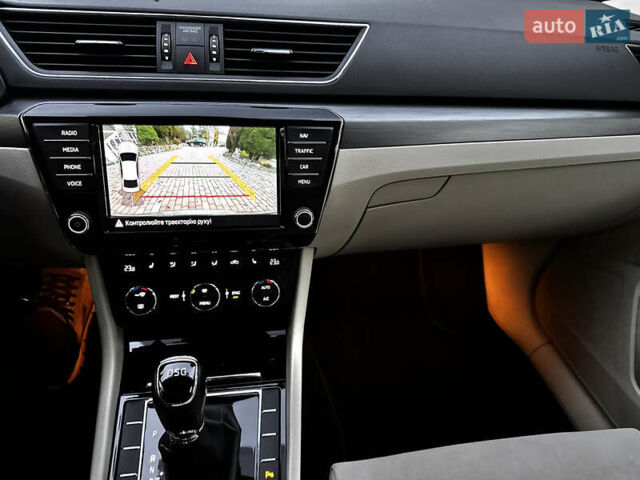 Коричневий Шкода Суперб, об'ємом двигуна 2 л та пробігом 247 тис. км за 18700 $, фото 72 на Automoto.ua