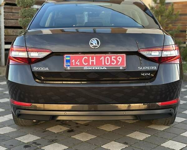 Коричневий Шкода Суперб, об'ємом двигуна 1.97 л та пробігом 197 тис. км за 18750 $, фото 37 на Automoto.ua